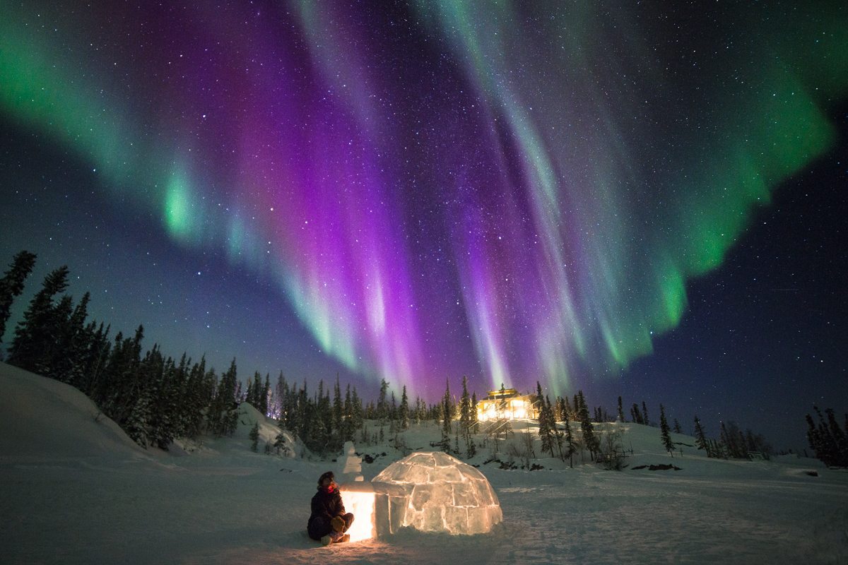 6 Ways To See Northern Lights In The Canadian Arctic   Igloo BLL Under Aurora 